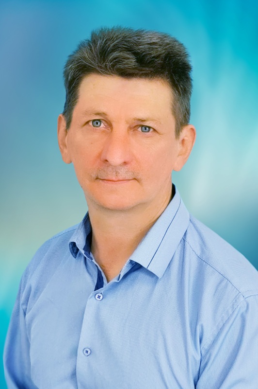 Романов Александр Владимирович.